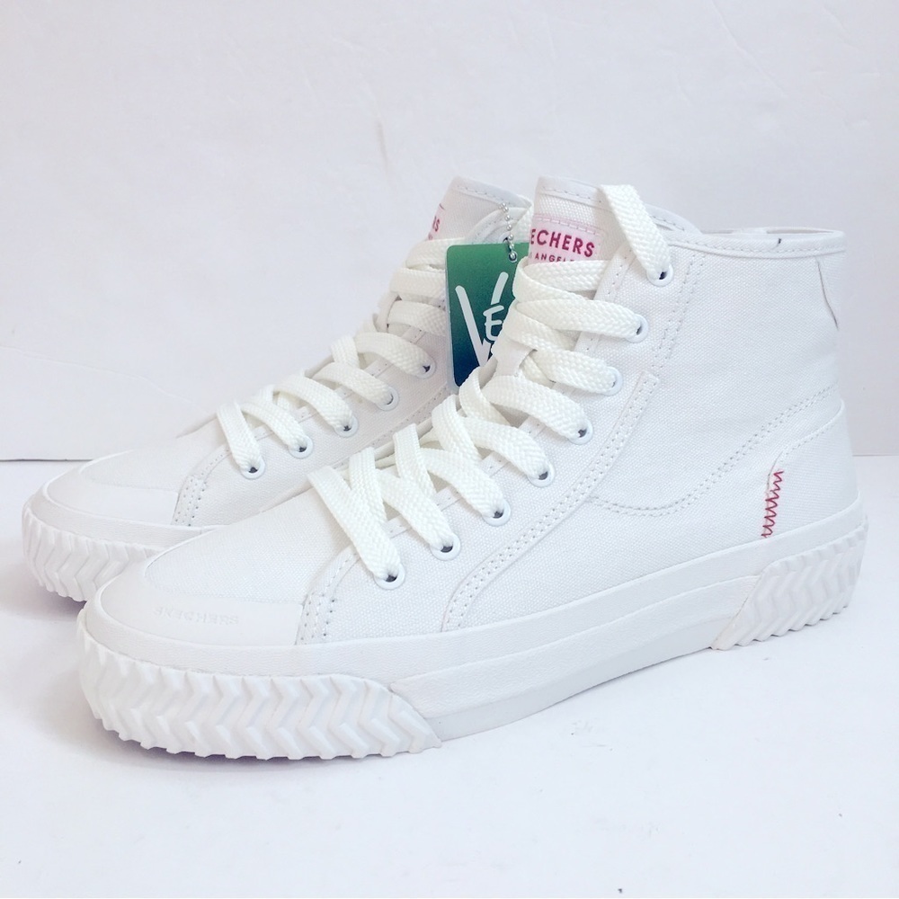 NEW Skechers White Canvas Hi-Tread High Top Lace Up Platform Sneakers Women's 8